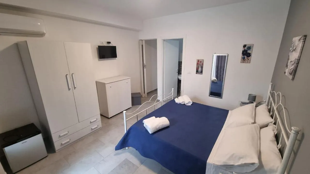 The Simo'S House Camere A Marzamemi 0*,